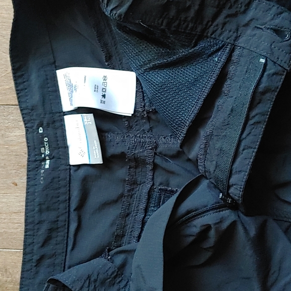 Columbia Sportswear Nylon Short - Picture 8 of 9